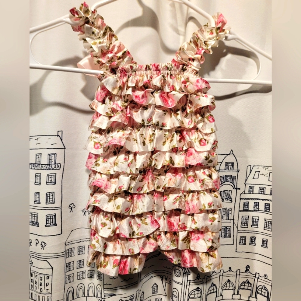 Little girls stretch ribbon ruffle romper EUC